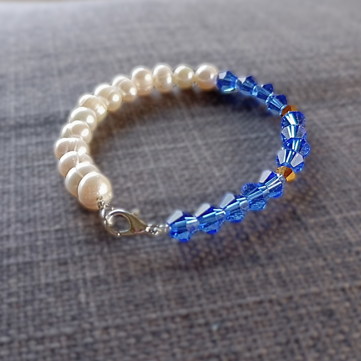 PULSERA KHAVA